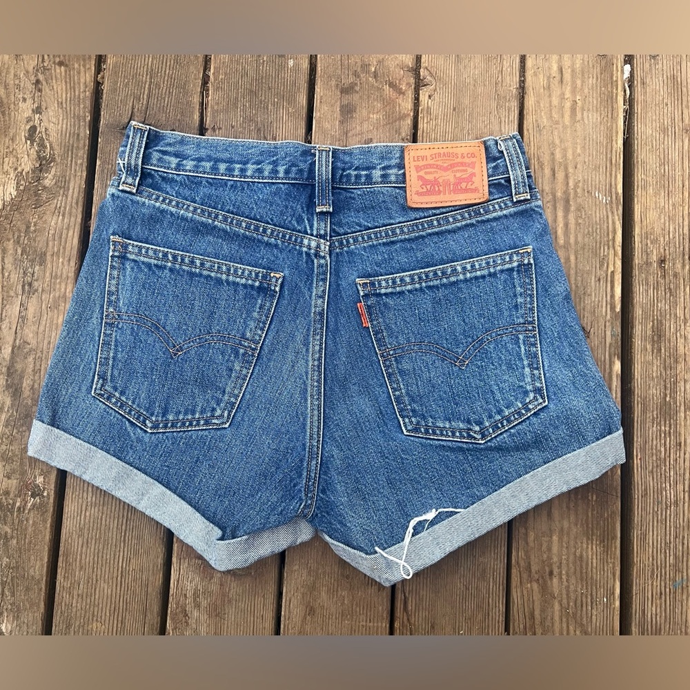 Levi’s Orange tab daisy duke shorts 70s style